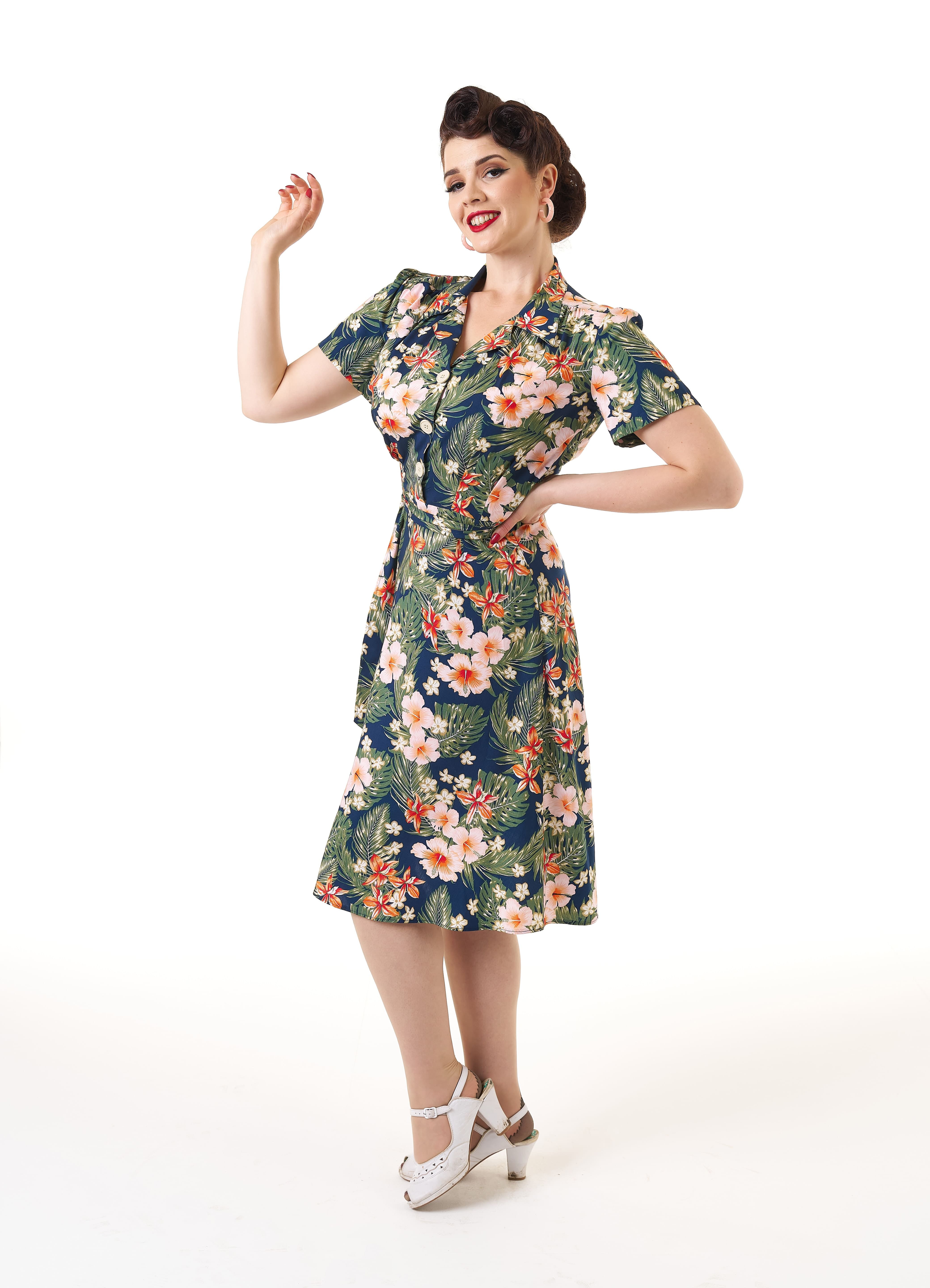 Pretty 40s Shirt Dress - Tiki