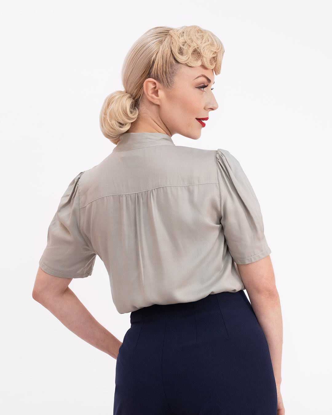 Retro Pussy Bow Blouse - Sage